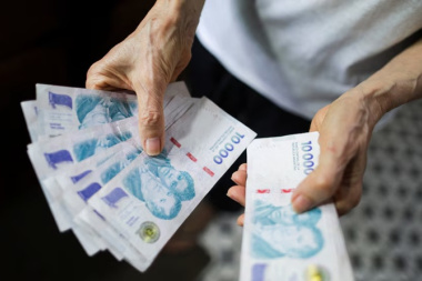 Los argentinos ajustan gastos para llegar a fin de mes: qué consumos resignan primero