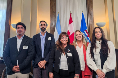 Castillo presentó el potencial hidrocarburífero fueguino ante referentes del sector en Canadá