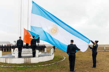 Tierra del Fuego conmemoró el Día de la Bandera con izamientos simultáneos en las tres ciudades