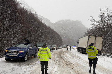 Emiten alertas meteorológicas por vientos fuertes y nevadas en Tierra del Fuego