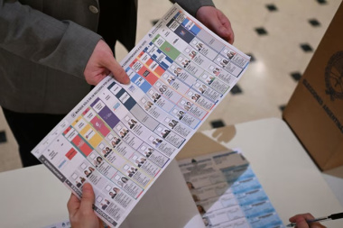Elecciones 2027: qué son las listas colectoras que impulsa Milei y por qué generan críticas