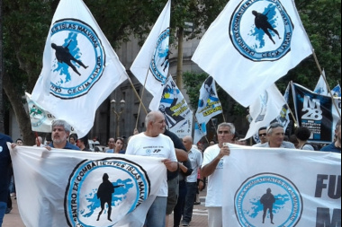 “No permitamos que el Senado entregue hoy nuestro territorio”: el reclamo de excombatientes de La Plata