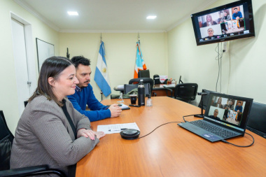 El Gobierno provincial y Terra Ignis firmaron convenio para fortalecer el deporte fueguino