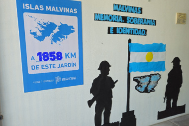 Malvinas en las aulas: impulsan una ley para colocar carteles sobre la soberanía argentina en todas las escuelas