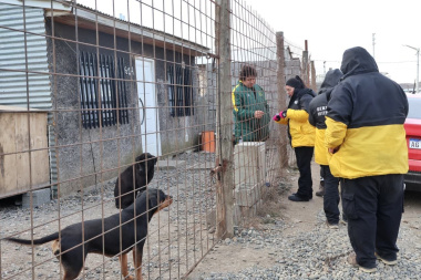 El Municipio recorrió barrios de Margen Sur para brindar información sobre servicios veterinarios