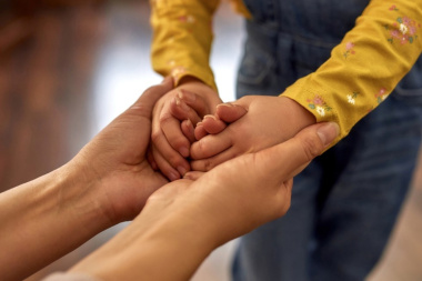 Gobierno convoca a familias fueguinas a sumarse al ‘Programa de Acogimiento Familiar’
