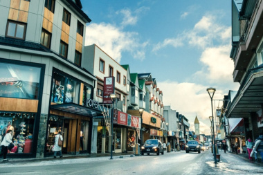 Alquileres de hasta US$ 14.000 y ventas en baja: el difícil presente del comercio en Ushuaia