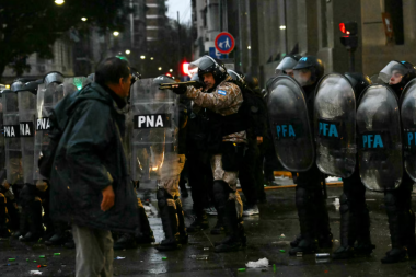 Marcha contra la Ley de propiedad privada: 12 detenidos y 4 efectivos heridos por los incidentes entre la policía y los manifestantes