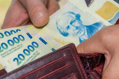 El 61% de los argentinos afirma que su salario se agota antes del día 20