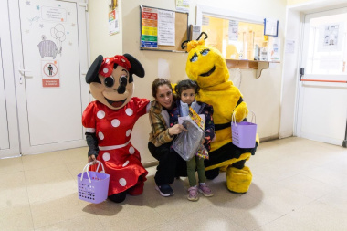 Gobierno acompañó y entregó presentes a niñas y niños internados en hospitales fueguinos