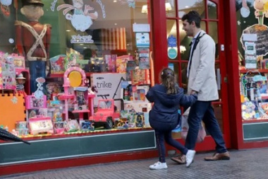 Día del Niño: las ventas cayeron 2,5% y ni las cuotas ni los descuentos lograron reactivar el consumo