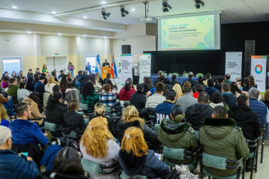 Más de 140 personas participaron de capacitación sobre trata de personas en Río Grande