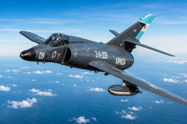 Jubilan a los Súper Étendard, los aviones argentinos héroes de guerra en Malvinas