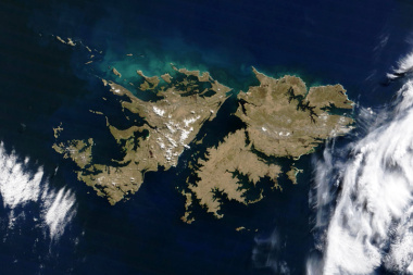 Malvinas: EEUU evalúa retirar su respaldo a la soberanía británica para presionar a Londres, según medio británico