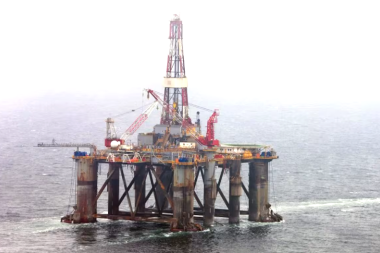 El Gobierno denunciará a más empresas por exploraciones ilegales en Malvinas y dijo que los F16 custodiarán la base en Tierra del Fuego
