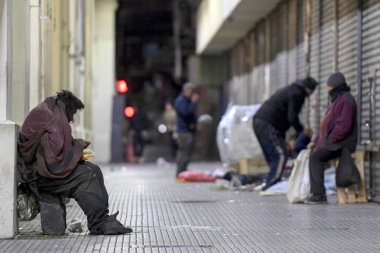 Prevén aumento de la pobreza, pero en el Gobierno esperan mejora hacia fin de año