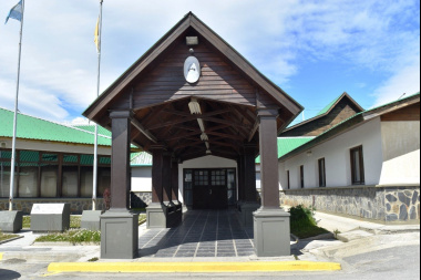 Condenan a una mujer a prisión efectiva por agredir a una integrante de la Policía en Ushuaia