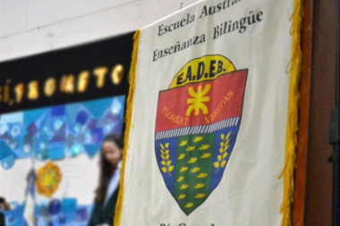 Alumnos de 6° año de la EADEB de Río Grande llegaron a la final de un concurso nacional de escritura