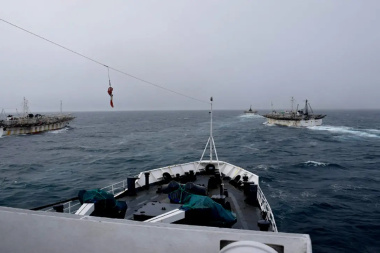 Pesca ilegal: China, Malvinas y Uruguay, unidos en un negocio que saquea aguas argentinas