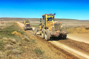 Vialidad Provincial proyecta nuevas intervenciones para mejorar los caminos rurales fueguinos
