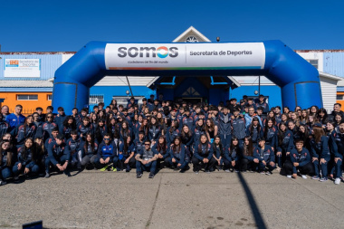 Delegación fueguina integrada por 220 personas partió rumbo a los ‘Juegos Binacionales de la Araucanía 2026’