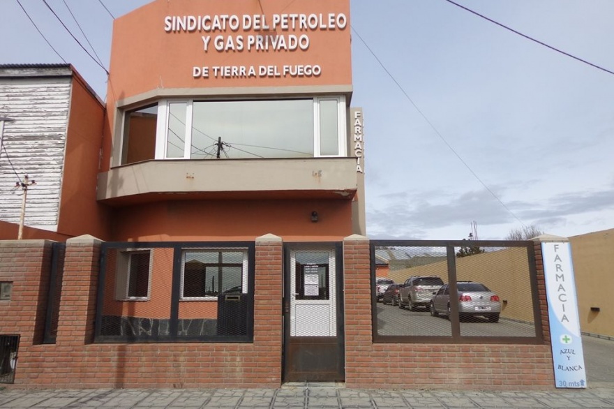 20210818033240_petroleros