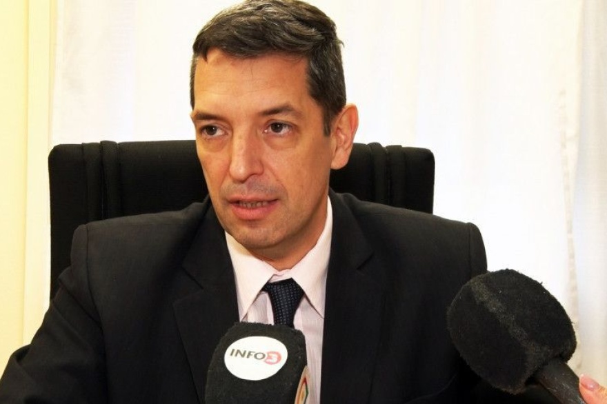 Renunció el juez de Instrucción Daniel Cesari Hernández