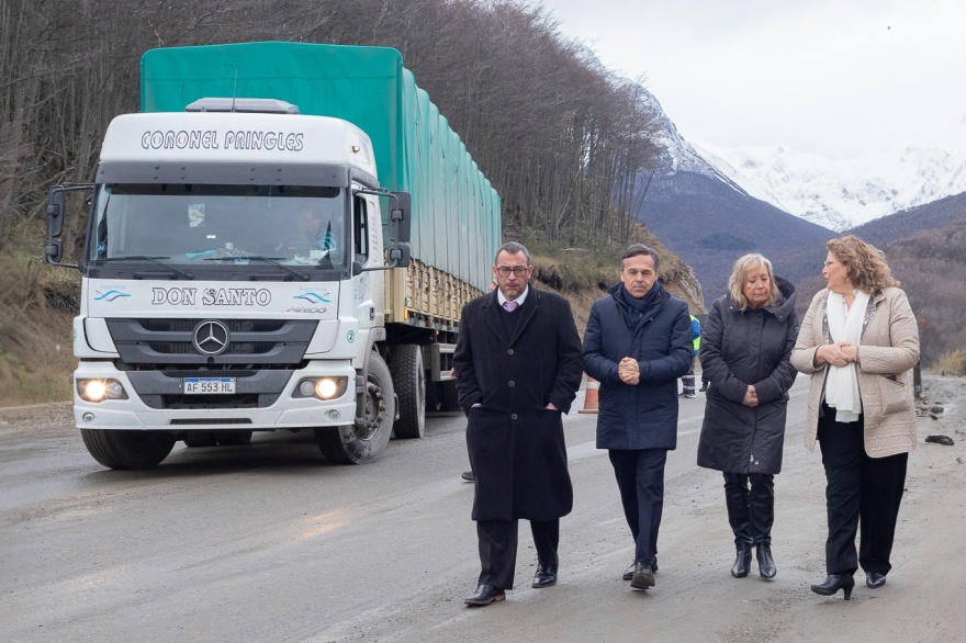 El ministro de Transporte de la Nación recorrió el 'Operativo Invierno 2023' en Ushuaia