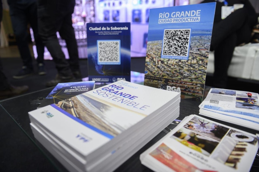 Río Grande participa de la primera 'Exposición de Parques Industriales' en La Rural