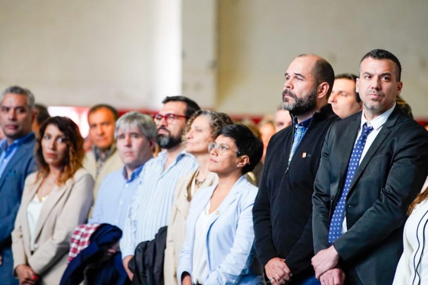 Asunción de intendentes: "Vamos a seguir trabajando con los municipios por el bienestar de los fueguinos", dijo Tita