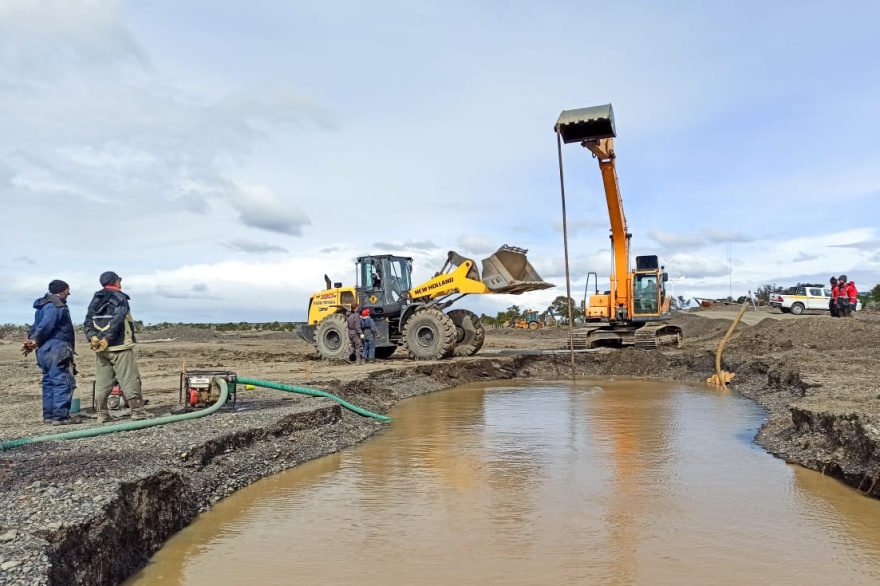 Avanza la obra vial para construir un puente provisorio en Radman
