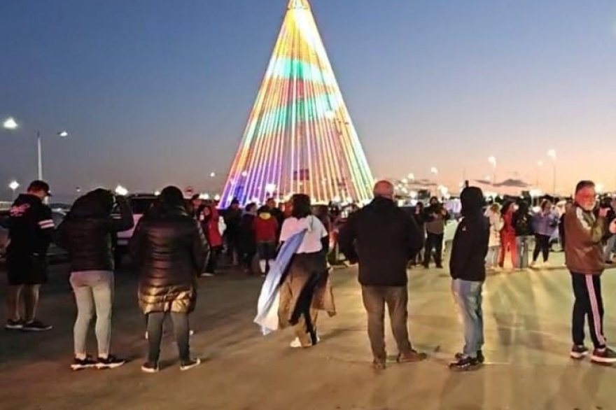 Cacerolazo en Tierra del Fuego en rechazo a los anuncios de Milei