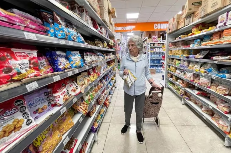 Los alimentos aceleraron sus precios en la última semana y terminarían diciembre con 35% de aumento