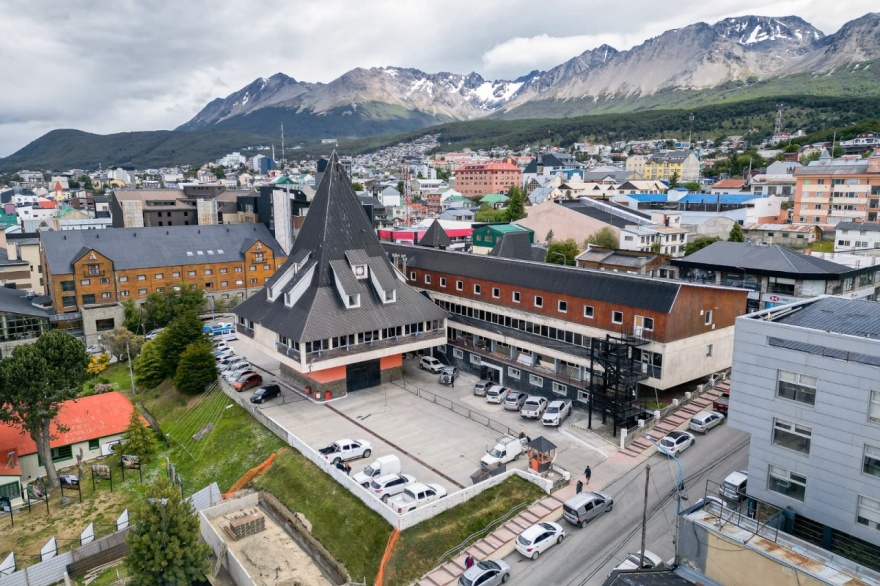 Gobierno confirmó que el 6 de enero se pagarán sueldos a estatales de Tierra del Fuego
