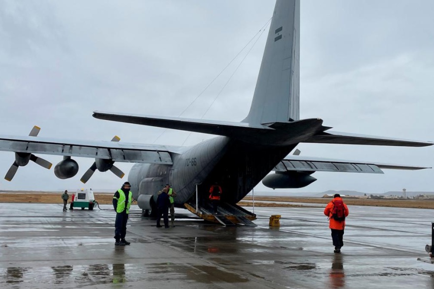 El Presidente visitará las bases antárticas "Marambio" y "Esperanza"