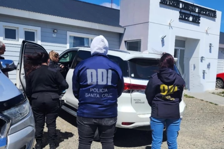 Turistas fueron detenidos por pagar alojamientos con billetes falsos en Santa Cruz y Tierra del Fuego