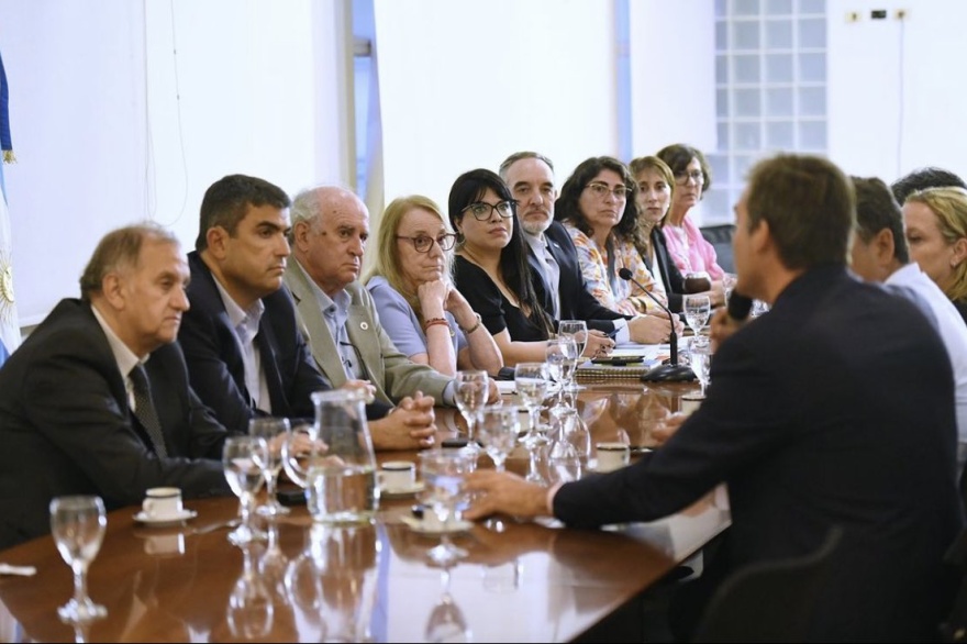Senadoras y senadores de Unión por la Patria piden a sus pares patagónicos rechazar el DNU