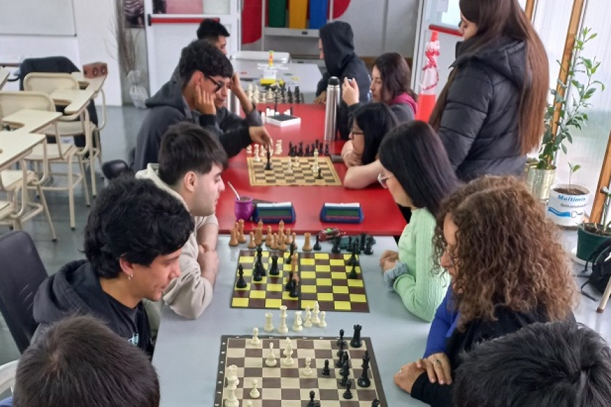 La UNTDF promueve actividades recreativas y deportivas para favorecer el desarrollo académico de sus estudiantes