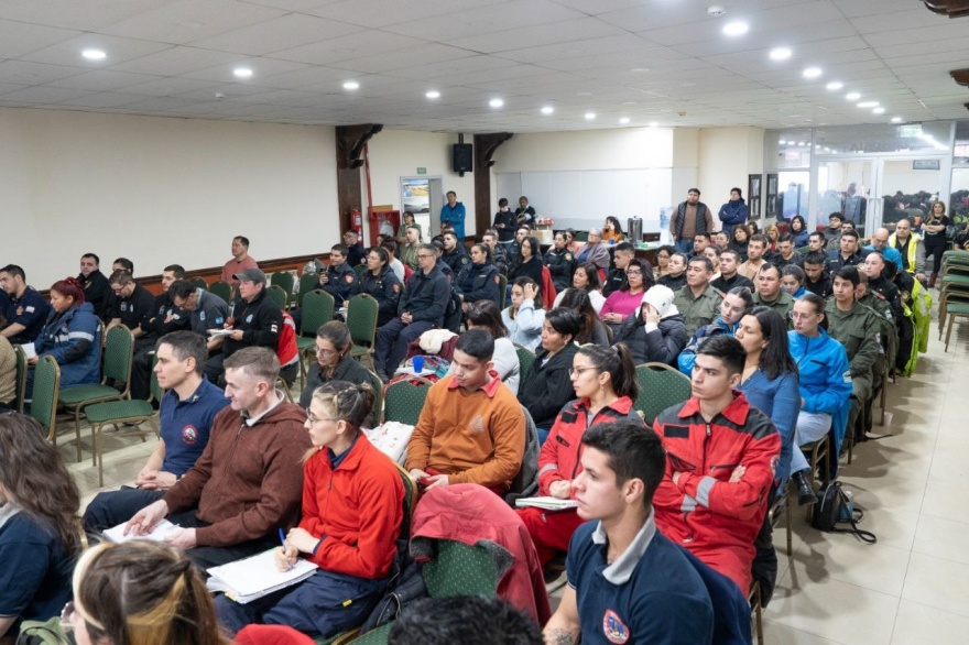 Trabajadores públicos fueguinos se capacitaron en estrategias de primeros auxilios en personas con TEA