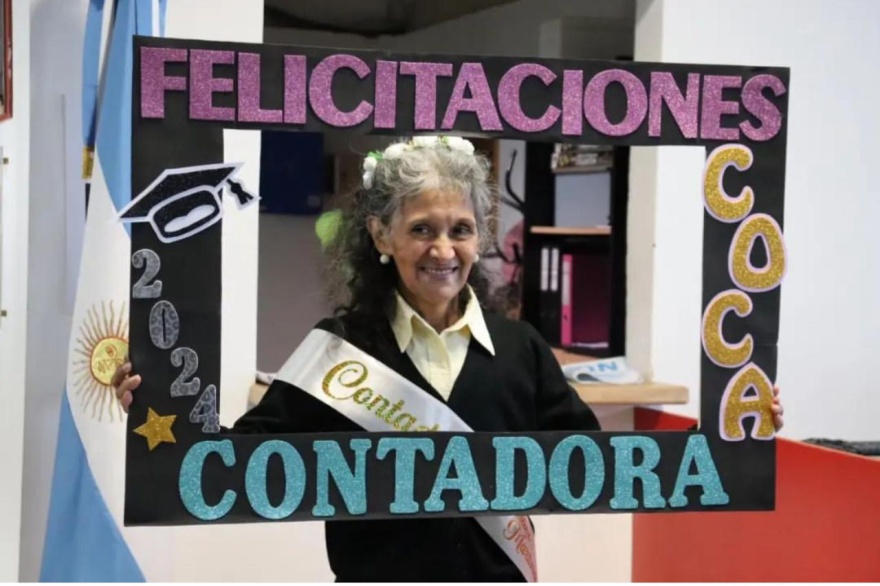 “No importa la edad, la Universidad es un desafío posible”: la historia de ‘Koca’ Méndez, nueva contadora pública en Río Grande