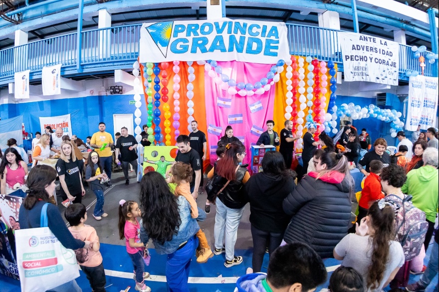 El club San Martín se colmó de familias para celebrar el 'Día de las Infancias' en Río Grande