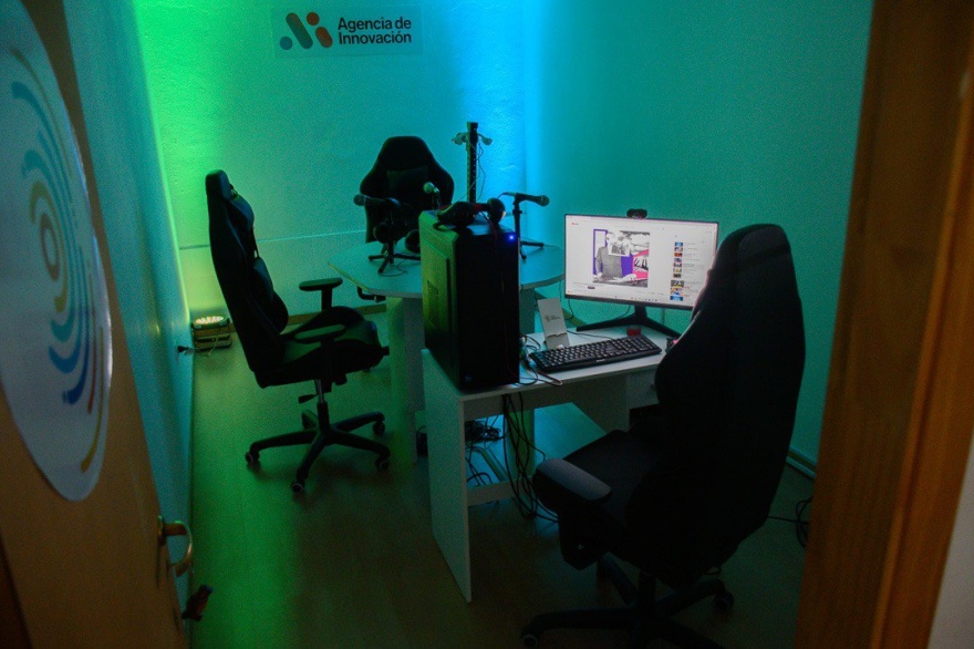 Inauguraron las salas de streaming abiertas a la comunidad en los Polos Creativos