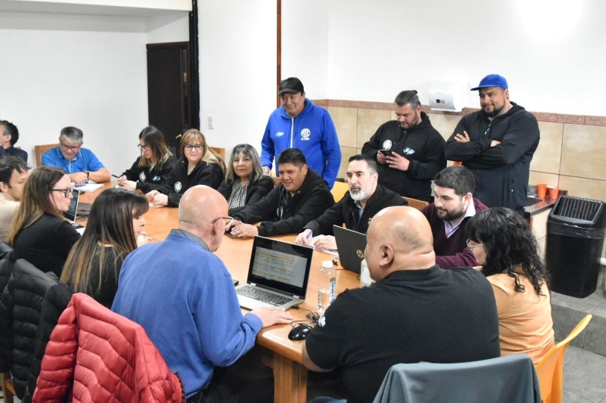 “En Tierra del Fuego pudimos dialogar y sentarnos a discutir salarios mes a mes con el Gobierno”