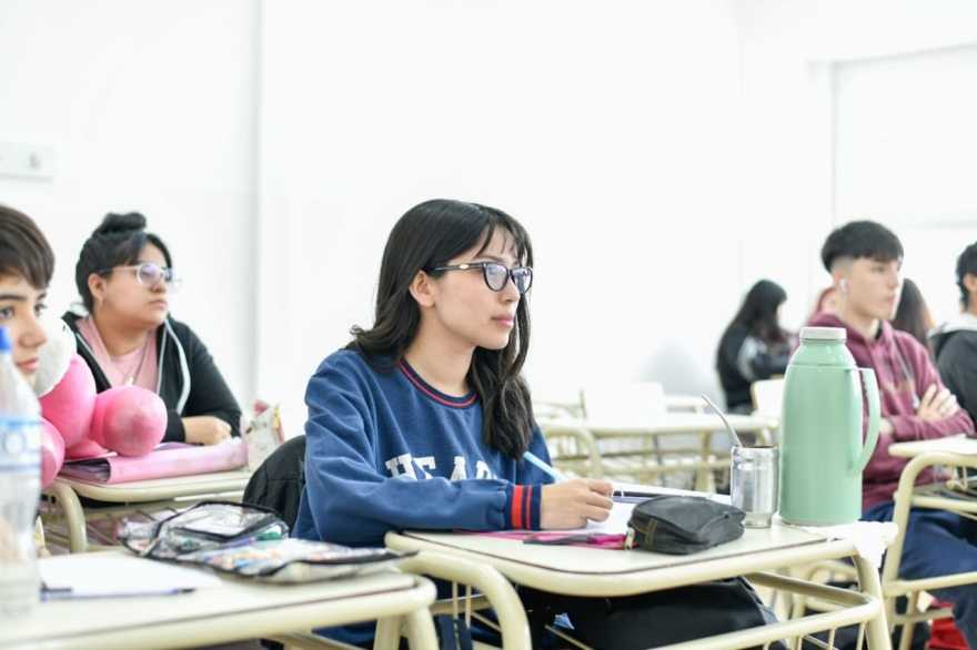 Uno por uno, los colegios fueguinos con vacantes para ingresantes a 1° año que se sortearán este sábado 15