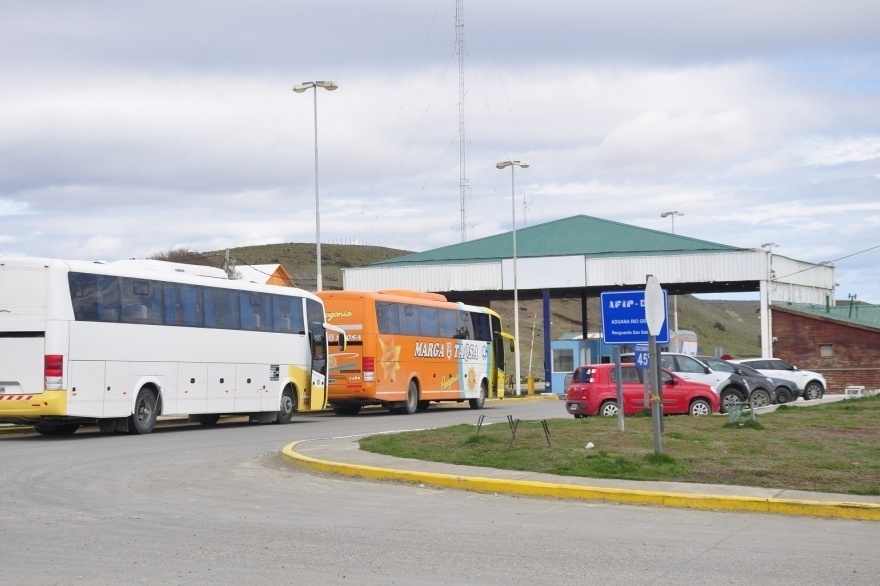 Más de 77 mil personas cruzaron el paso San Sebastián hacia el norte entre diciembre y febrero