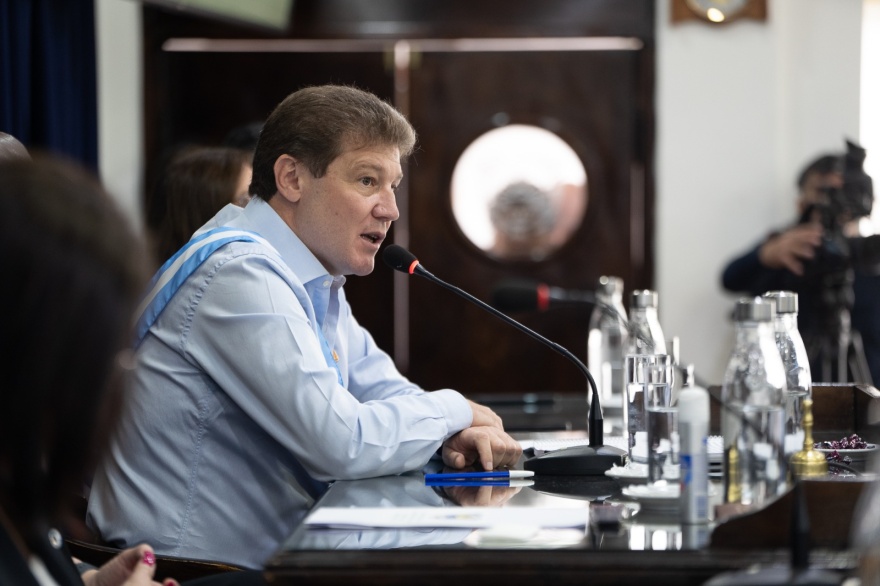 Apertura de sesiones: “El 49% de los beneficiarios no aporta a la obra social, pero si reciben los servicios”