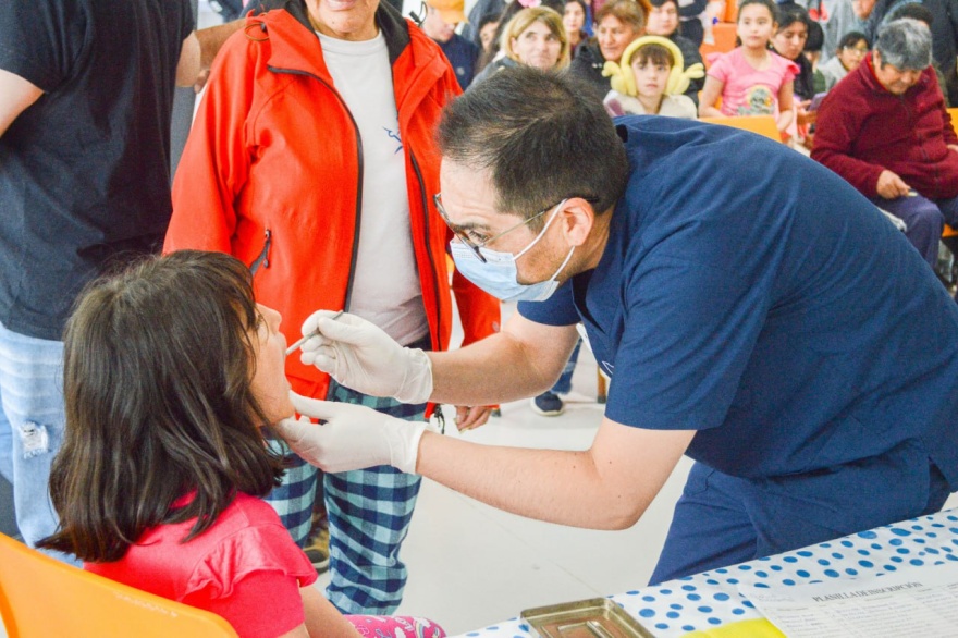 Realizarán nuevas jornadas de control bucodental y cortes de pelo gratuito en Río Grande