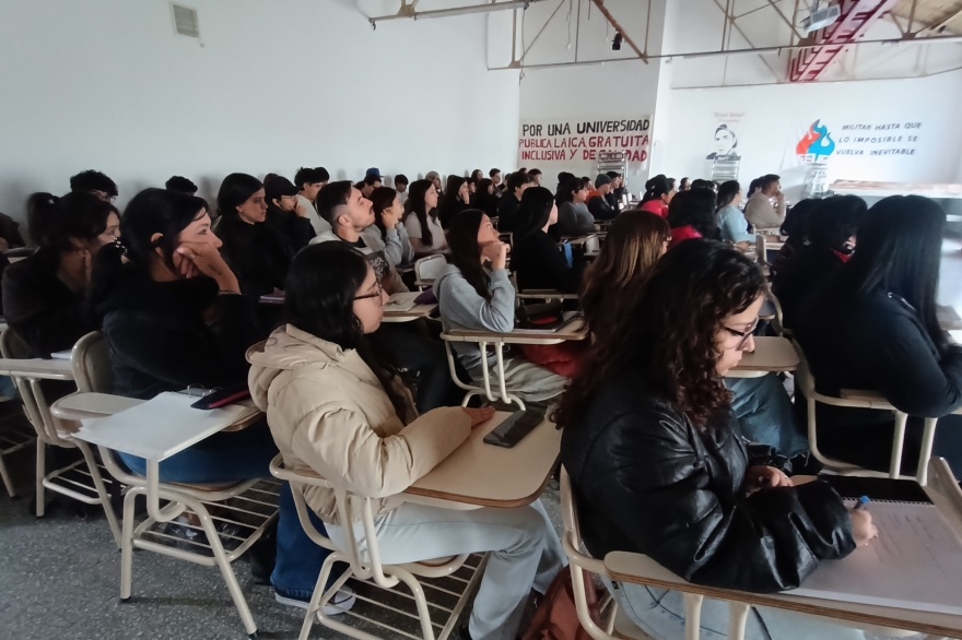 Abrieron las inscripciones para universitarios fueguinos que quieran acceder a becas en 2025