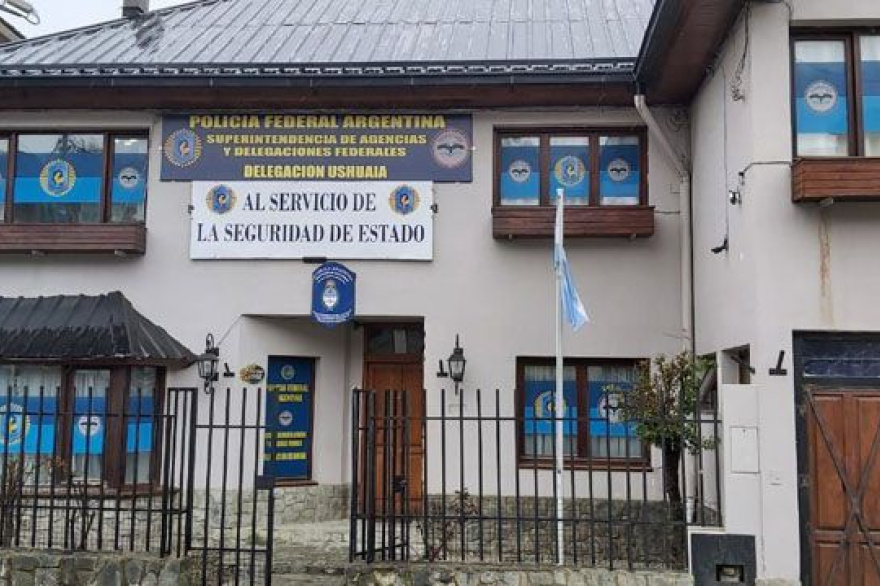 En Ushuaia, la Policía Federal lanzó campaña para promover las denuncias anónimas