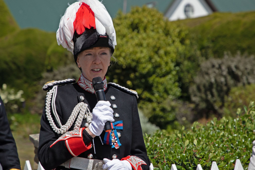 La primera mujer en ocupar la gobernación ilegítima de Malvinas será reemplazada en julio